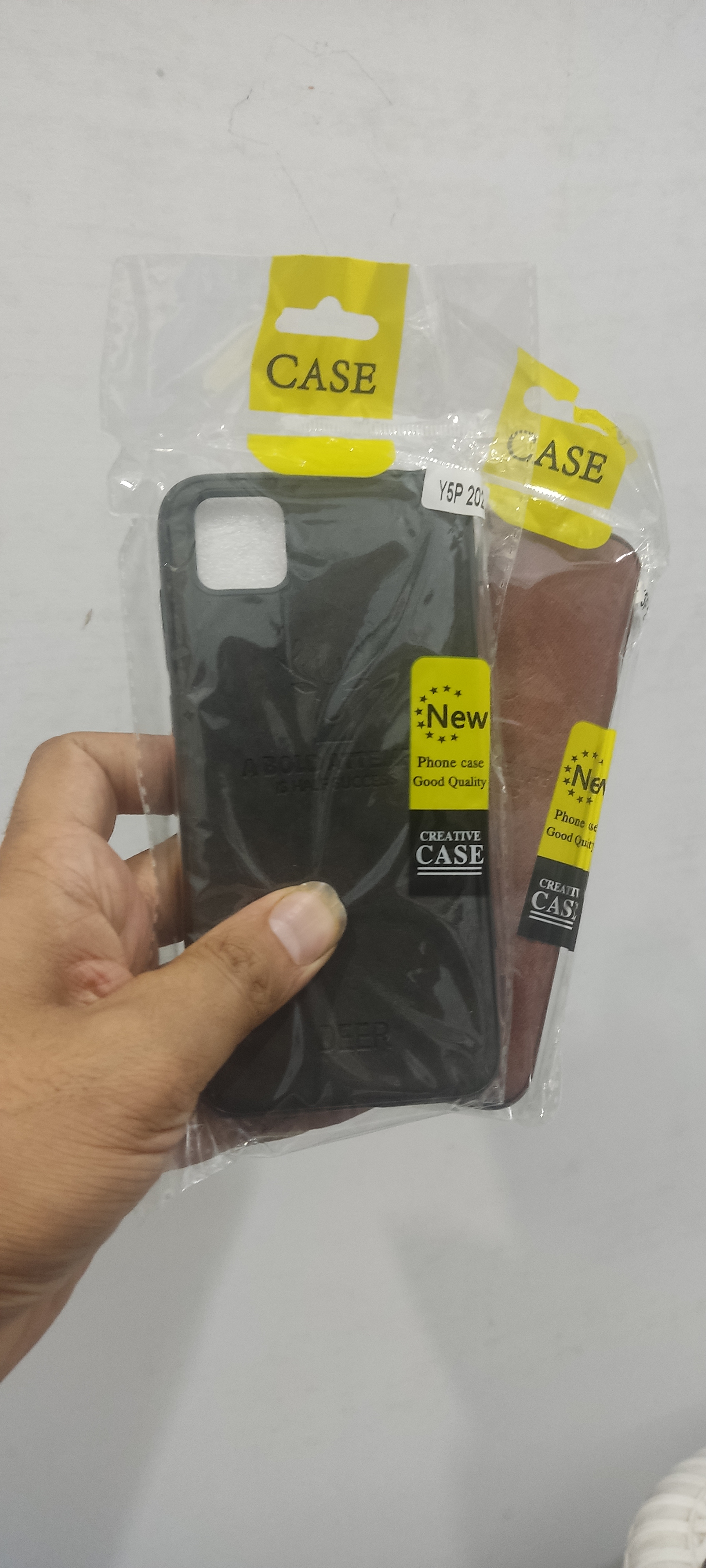 کاور پارچه ای طرح گوزنی مناسب برای گوشی موبایل هواوی Huawei Y5p 2020